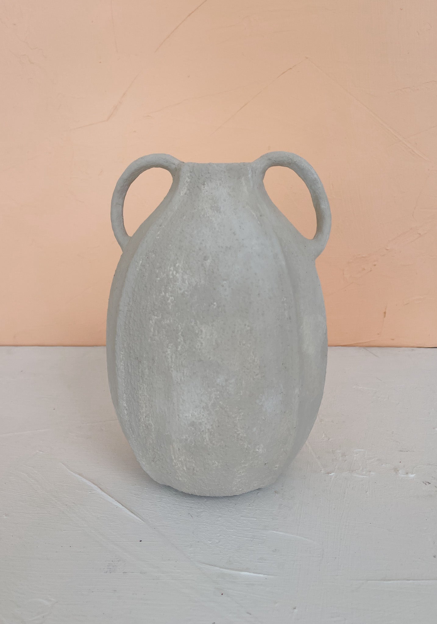 Minimal Aged Vase Gray