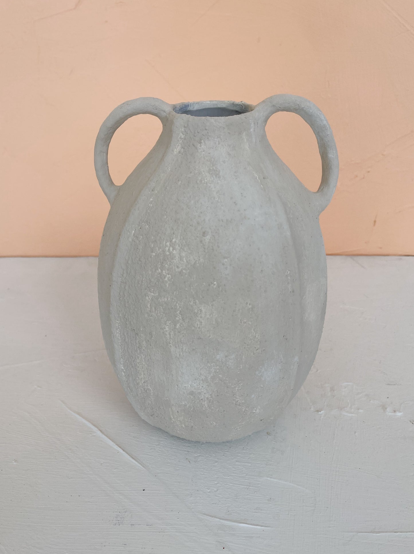 Minimal Aged Vase Gray